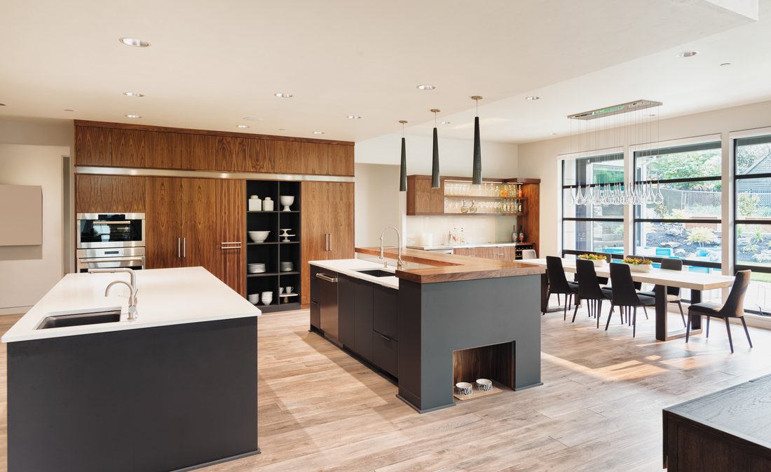 Free in-home consultations - dining room with a wall of windows